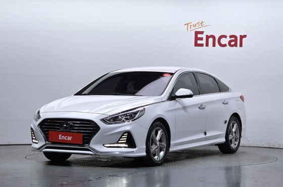Hyundai Sonata 2.0 Smart — пробег 186 918 км — фото 1 из 5