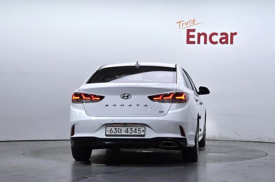 Hyundai Sonata 2.0 Smart — пробег 186 918 км — фото 4 из 5