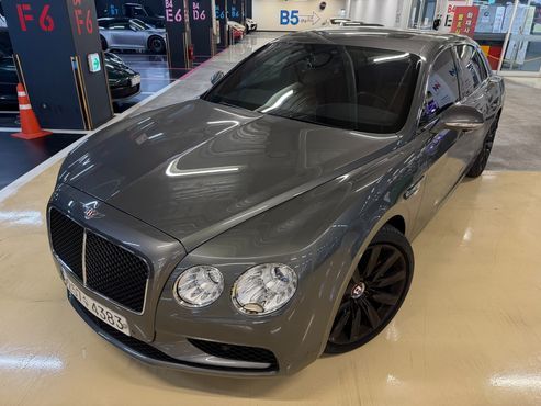Bentley Flying Spur 4.0 S — пробег 50 000 км — фото 2 из 5