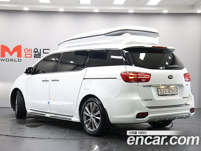 Kia Carnival из Кореи Encar
