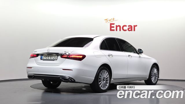 Mercedes-Benz E-Class из Кореи Encar