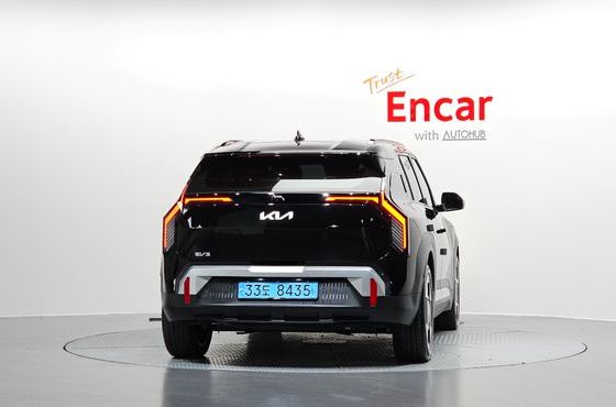 Kia EV3 Standard 2WD Air — пробег 53 715 км — фото 4 из 5