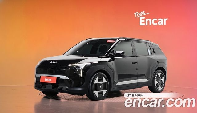 Kia EV3 Standard 2WD Air — пробег 53 715 км — фото 1 из 5