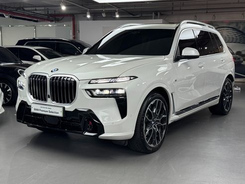 BMW X7 xDrive 40i M Sport 6STR — пробег 6 322 км — фото 1 из 5