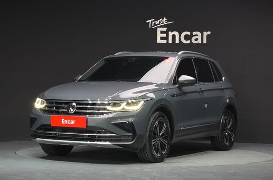 Volkswagen Tiguan 2.0 TDI Premium — пробег 23 105 км — фото 1 из 5
