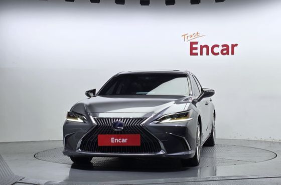 Lexus ES Executive — пробег 98 027 км — фото 3 из 5
