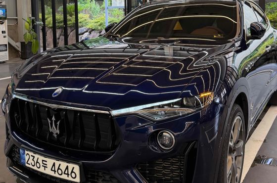 Maserati Levante 3.0 AWD GranSport — пробег 31 800 км — фото 2 из 5