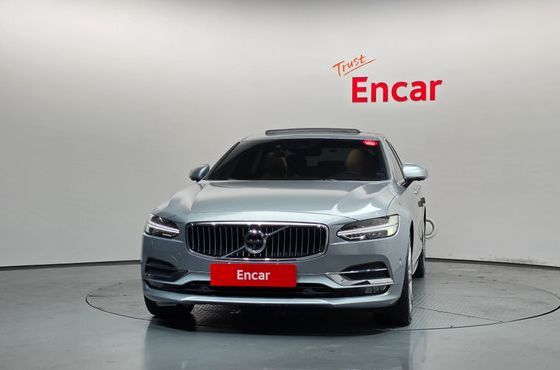 Volvo S90 D5 AWD Inscription — пробег 94 117 км — фото 3 из 5