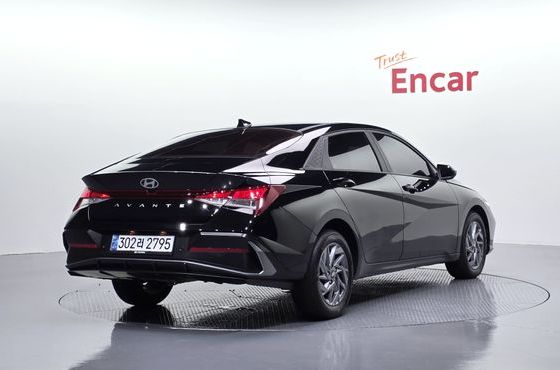 Hyundai AVANTE 1.6 Modern — пробег 5 039 км — фото 2 из 5