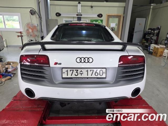 Audi R8 5.2 V10 Coupe — пробег 128 880 км — фото 4 из 5