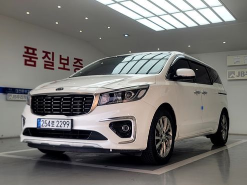 Kia Carnival 9-Seater Prstige — пробег 139 000 км — фото 2 из 5