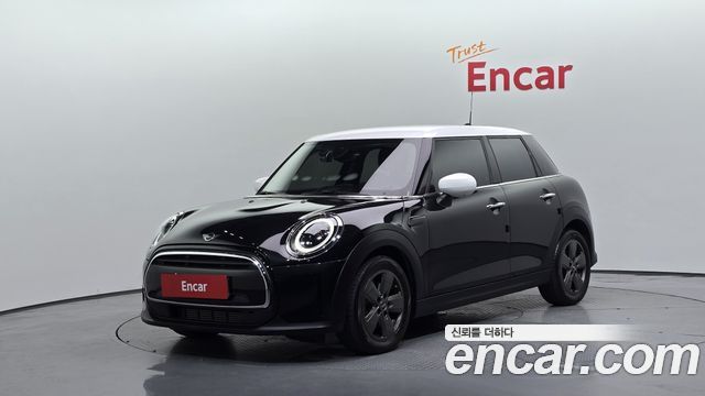 Mini Cooper 5Door Classic Third Generation — пробег 23 173 км — фото 1 из 5