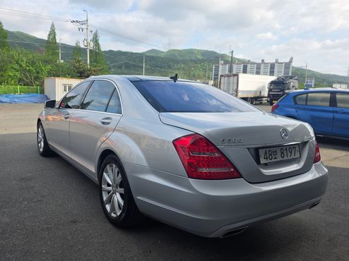 Mercedes-Benz S-Class S500L BlueEFFICIENCY — пробег 117 000 км — фото 5 из 5