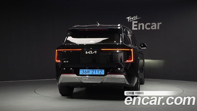 Kia EV5 из Кореи Encar