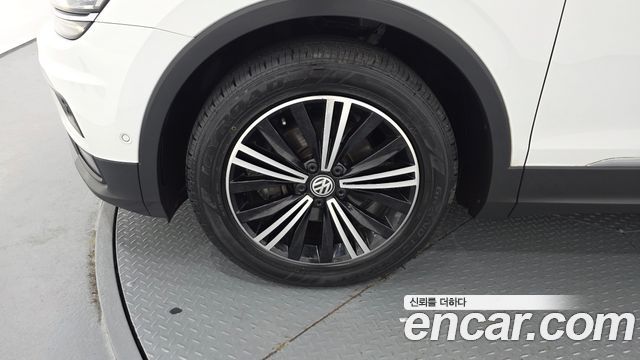 Volkswagen Tiguan из Кореи Encar