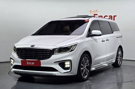Kia Carnival 9-Seater Noblesse Special — пробег 108 464 км — фото 1 из 5