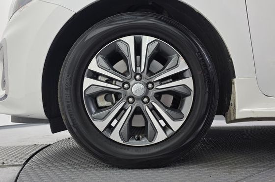 Kia Carnival 9-Seater Luxury — пробег 68 562 км — фото 5 из 5