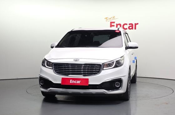 Kia Carnival 9-seater Luxury — пробег 160 875 км — фото 3 из 5