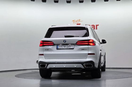 BMW X5 xDrive 40i M Sport — пробег 16 218 км — фото 4 из 5