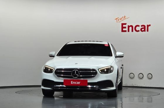 Mercedes-Benz E-Class E350 4MATIC Avantgarde — пробег 55 273 км — фото 3 из 5