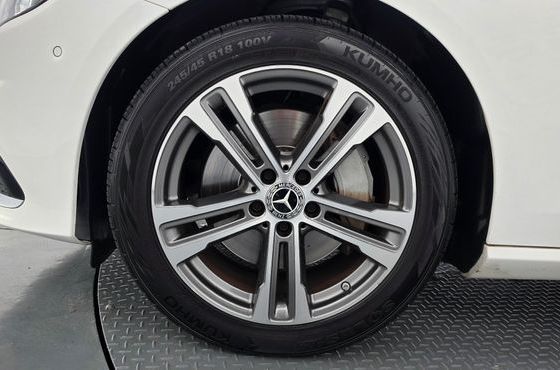 Mercedes-Benz E-Class E350 4MATIC Avantgarde — пробег 55 273 км — фото 5 из 5