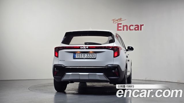 Kia Seltos из Кореи Encar