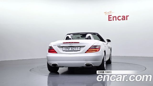Mercedes-Benz SLK-Class 200 Blue Efficiency R172 — пробег 42 250 км — фото 4 из 5