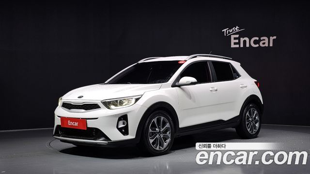 Kia Stonic из Кореи Encar