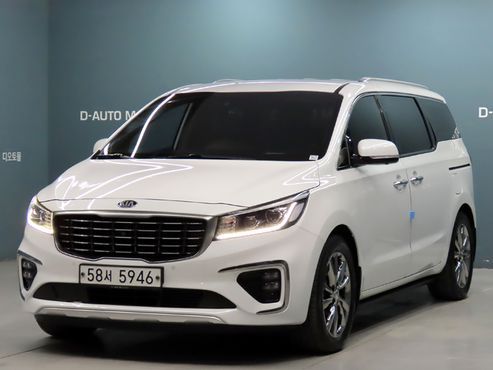 Kia Carnival Gasoline 9-Seater Noblesse Special — пробег 77 750 км — фото 1 из 5