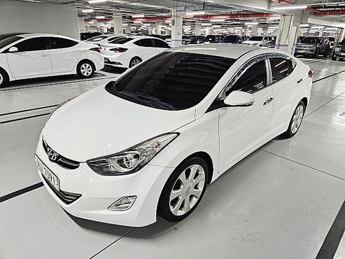 Hyundai AVANTE M16 GDI Top — пробег 54 571 км — фото 1 из 5