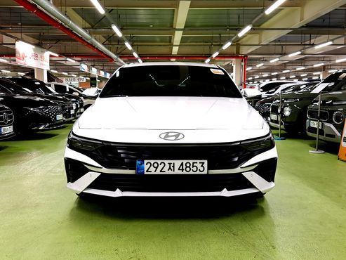 Hyundai AVANTE 1.6 Inspiration — пробег 8 198 км — фото 3 из 5