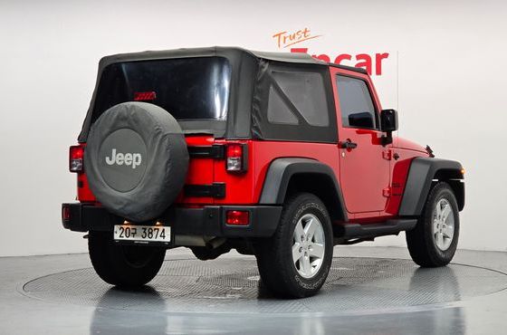 Jeep Wrangler 3.6 Sport 2Door — пробег 81 119 км — фото 2 из 5