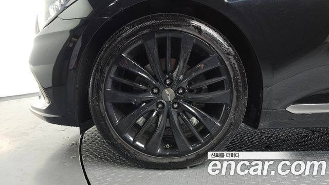 Hyundai Genesis из Кореи Encar