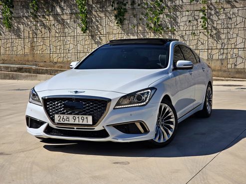 Hyundai Genesis 3.3 Structure Change (Bi-Fuel) — пробег 261 661 км — фото 1 из 5
