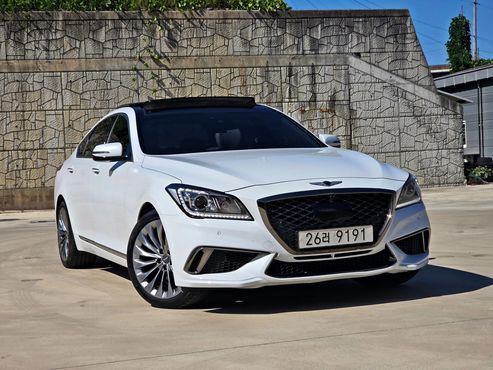 Hyundai Genesis 3.3 Structure Change (Bi-Fuel) — пробег 261 661 км — фото 3 из 5