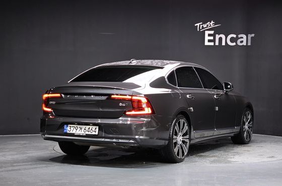 Volvo S90 B6 AWD Ultimate Bright — пробег 60 064 км — фото 2 из 5