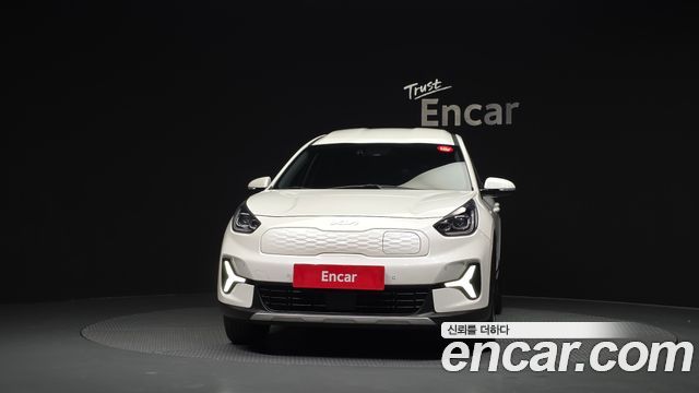 Kia Niro Earth — пробег 112 058 км — фото 3 из 5