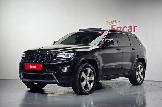 Jeep Cherokee 3.0 Diesel Overland WK2 — пробег 128 749 км — фото 1 из 5