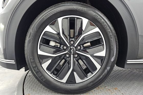 Kia EV6 Long Range Air — пробег 31 851 км — фото 5 из 5