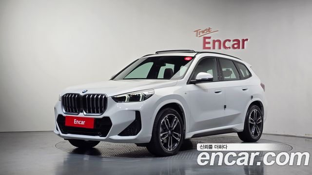BMW X1 xDrive 20i M Sport — пробег 8 562 км — фото 1 из 5