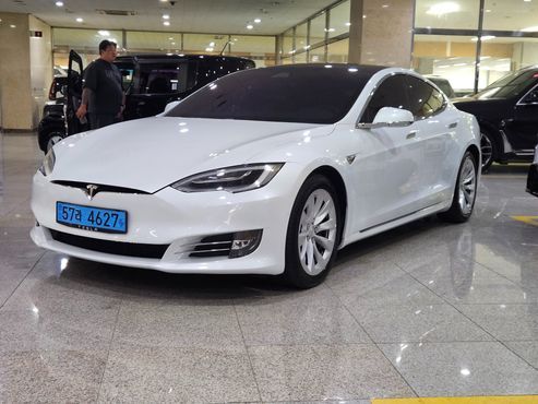 Tesla Model S Long Range — пробег 38 670 км — фото 1 из 5