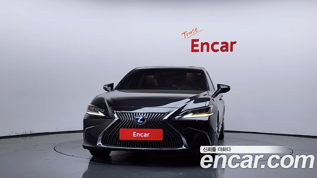 Lexus ES Executive — пробег 61 736 км — фото 3 из 5