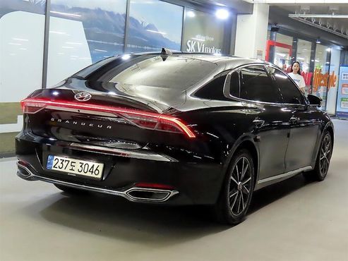 Hyundai Grandeur 2.5 Exclusice — пробег 158 200 км — фото 4 из 5