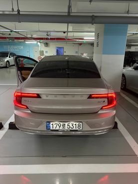 Volvo S90 B6 AWD Ultimate Bright — пробег 21 700 км — фото 3 из 5