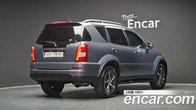 Ssangyong Rexton 2.2 4WD RX7 Luxury — пробег 125 349 км — фото 2 из 5