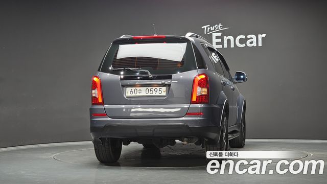 Ssangyong Rexton 2.2 4WD RX7 Luxury — пробег 125 349 км — фото 4 из 5