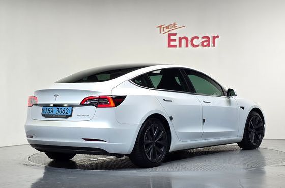 Tesla Model 3 Long Range AWD — пробег 110 335 км — фото 2 из 5