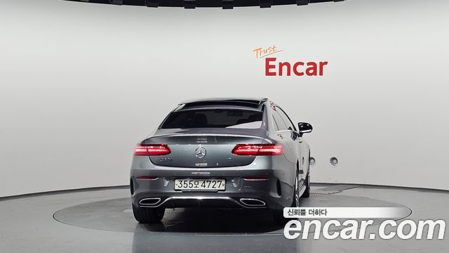 Mercedes-Benz E-Class из Кореи Encar