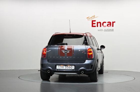 Mini Countryman ALL4 Park Lane 1st — пробег 73 424 км — фото 4 из 5
