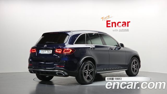 Mercedes-Benz GLC-Class GLC300 4MATIC — пробег 52 015 км — фото 2 из 5